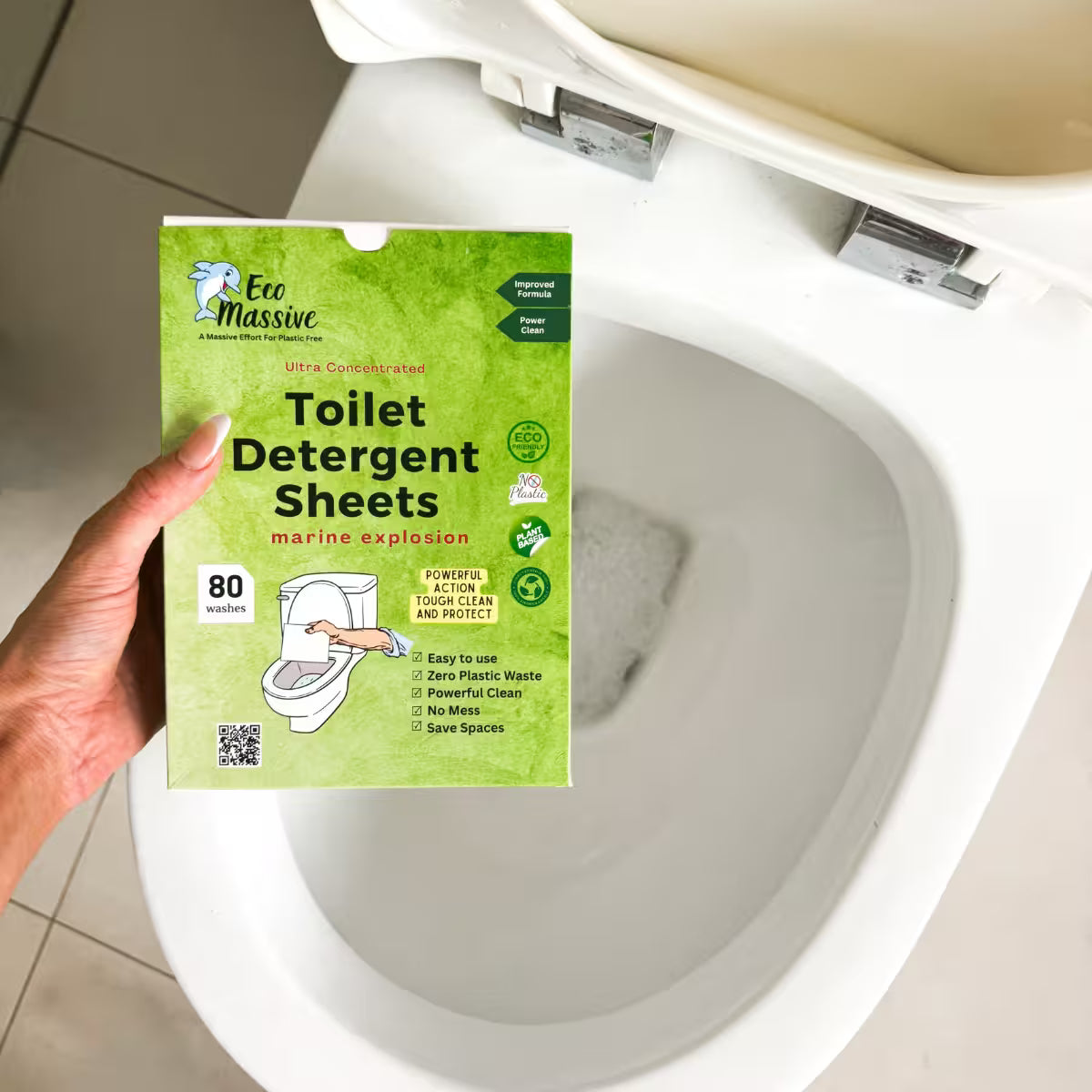 Eco Massive toilet cleaning sheets as a plastic-free alternative to liquid toilet cleaners